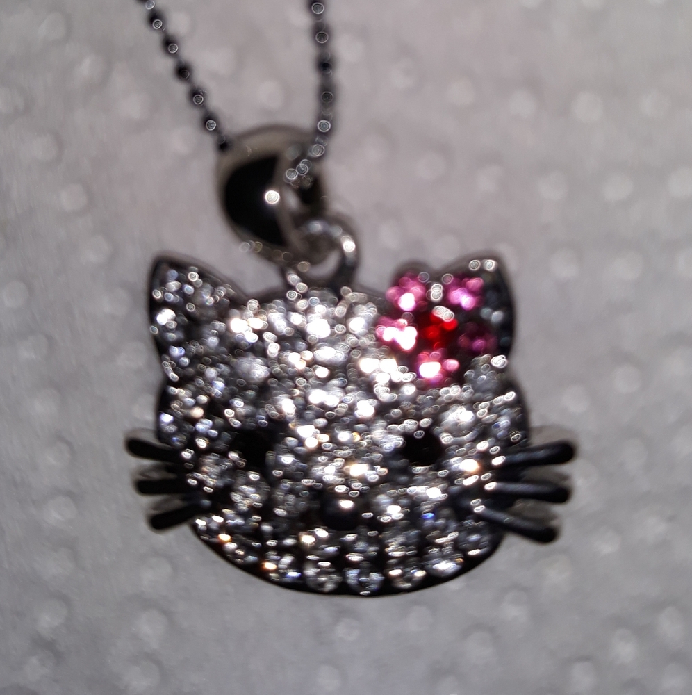 Hello Kitty Cat Necklace Pendant Sanrio Fashion Jewelry NEW NWT - Picture 5 of 8